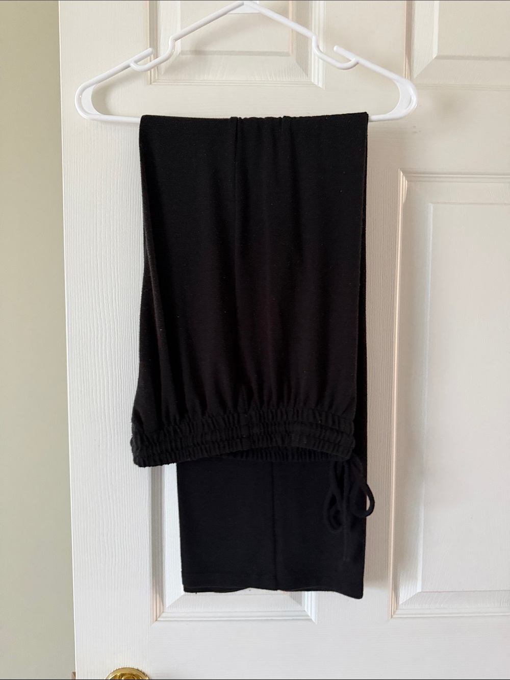 TNA Group by Aritzia Everyday Black Drawstring Lounge Pants